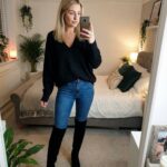 Pre-Loved H&M studio black wool cashmere blend v neck jumper size uk 8/10