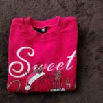 BURBER Top Girls 4 Red Long Sleeve Sweet Girl Graphic Pullover Made in Italy